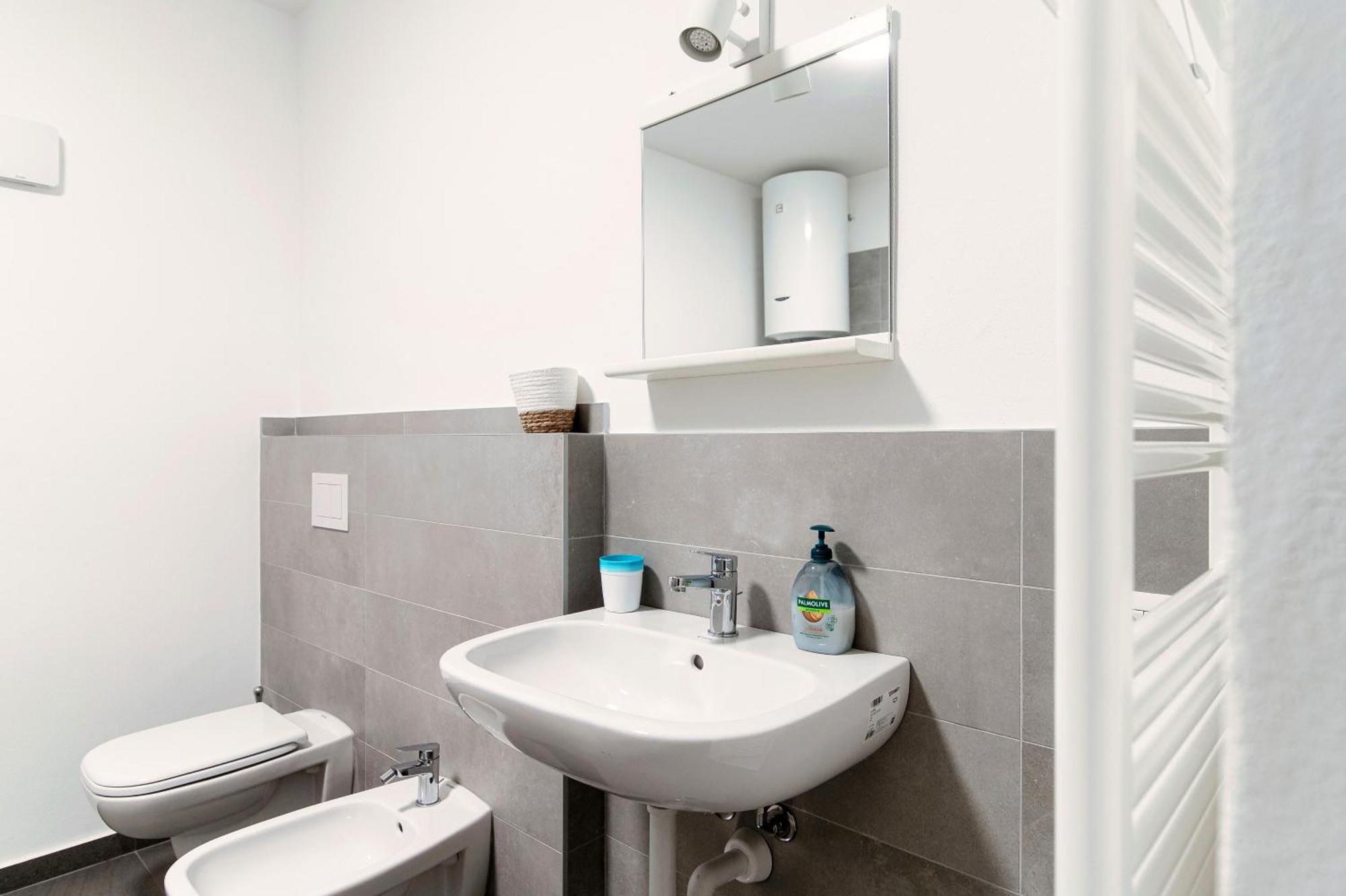 Ortensia Apartment Беладжо Екстериор снимка