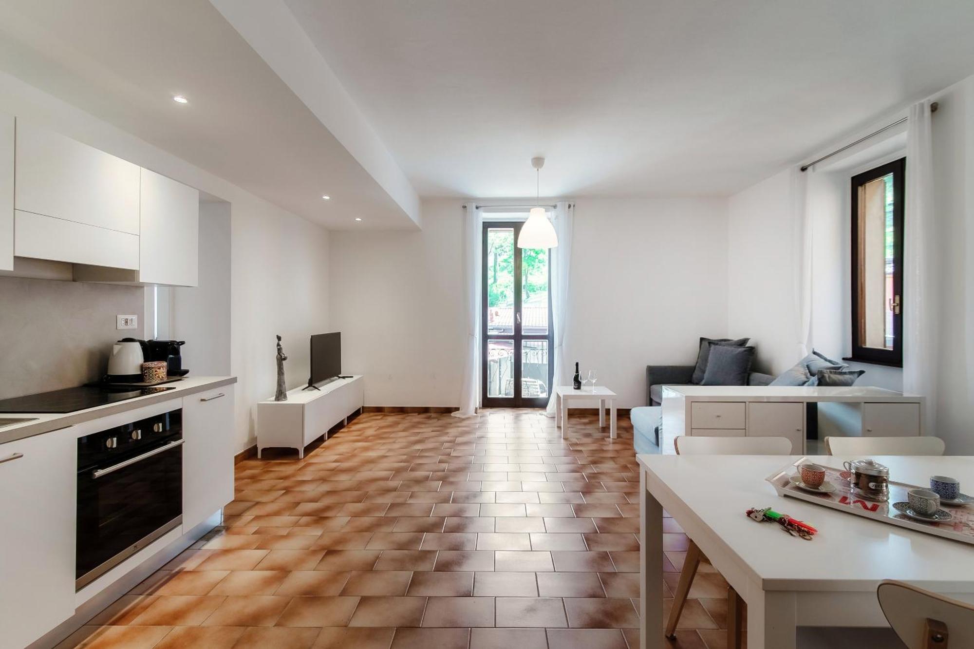 Ortensia Apartment Беладжо Екстериор снимка